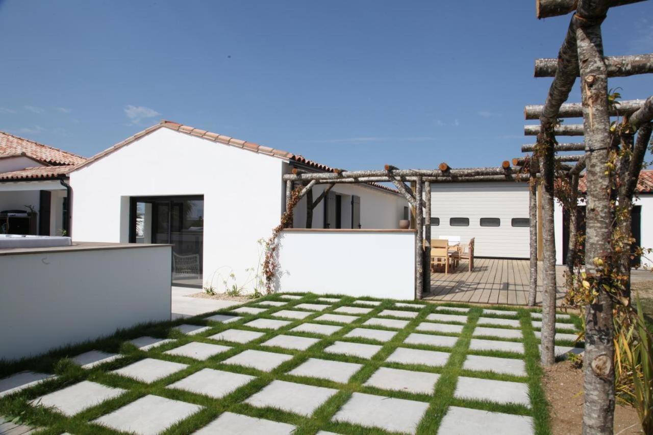 Villa La Sardane B&B Le Plomb ภายนอก รูปภาพ